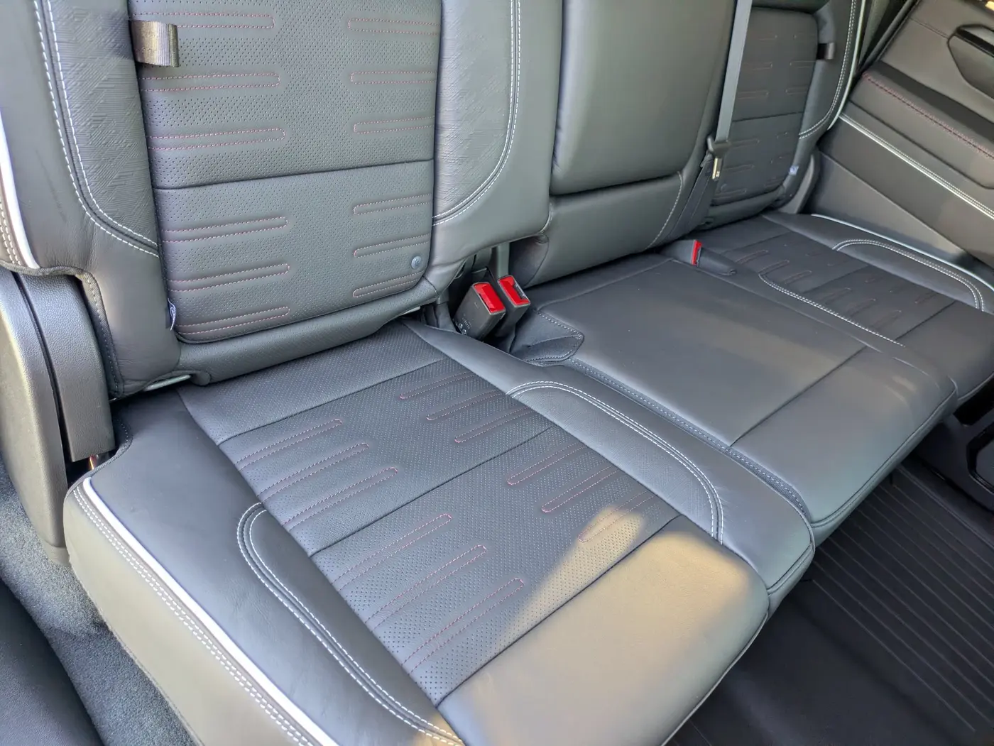2026 GMC Sierra Hd - $88,584