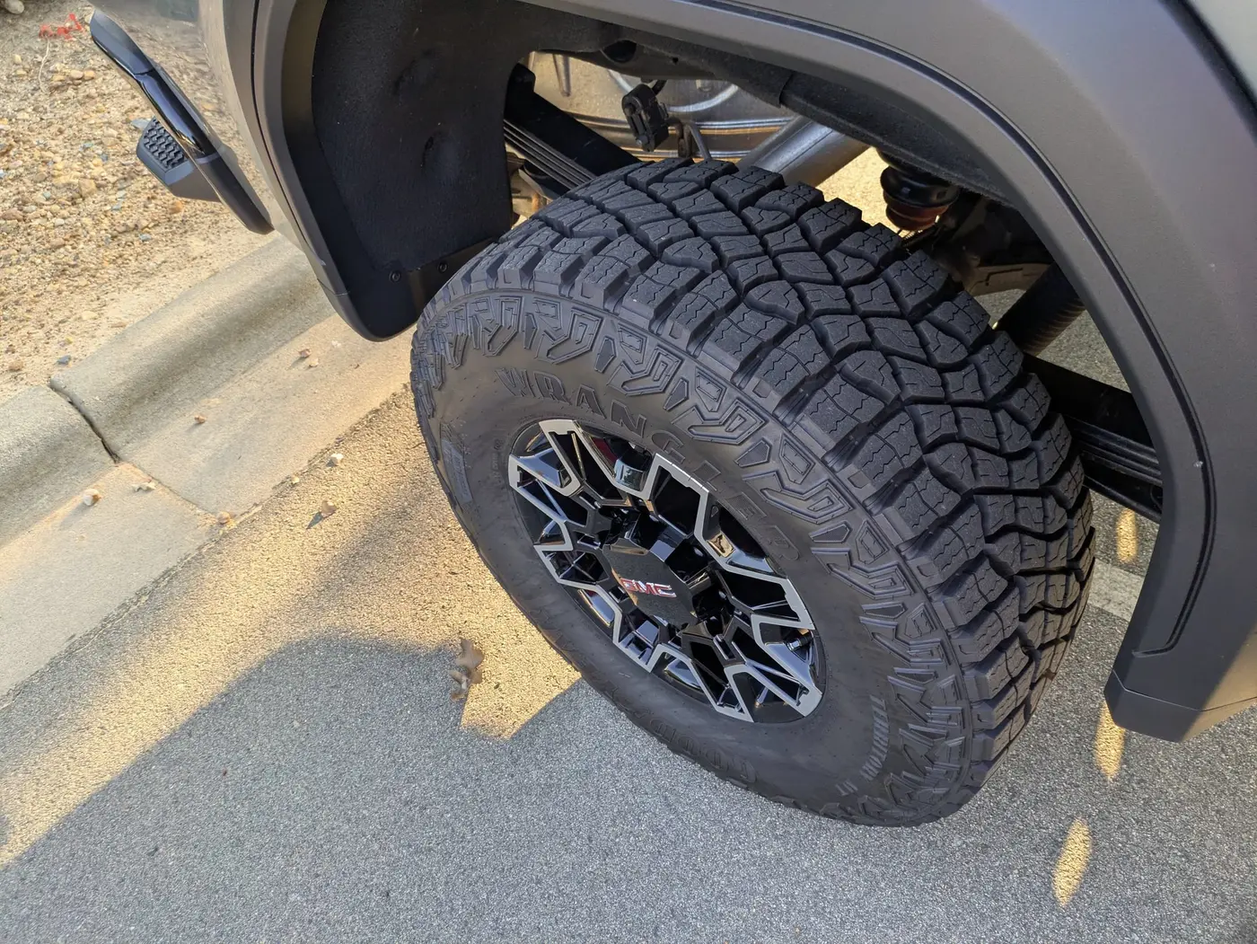 2026 GMC Sierra Hd - $88,584