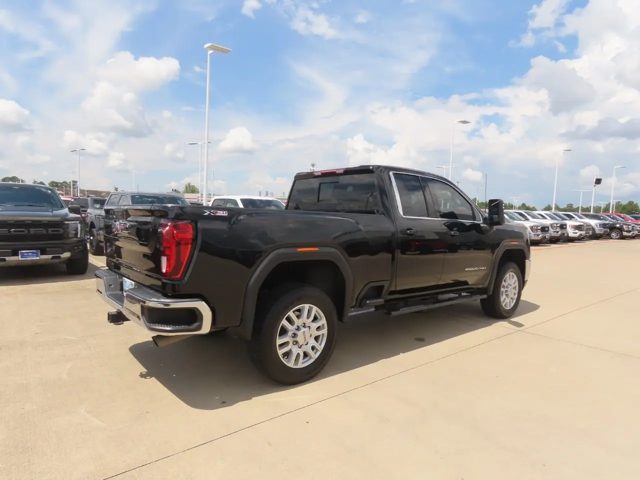 2022 GMC Sierra Hd - $41,999
