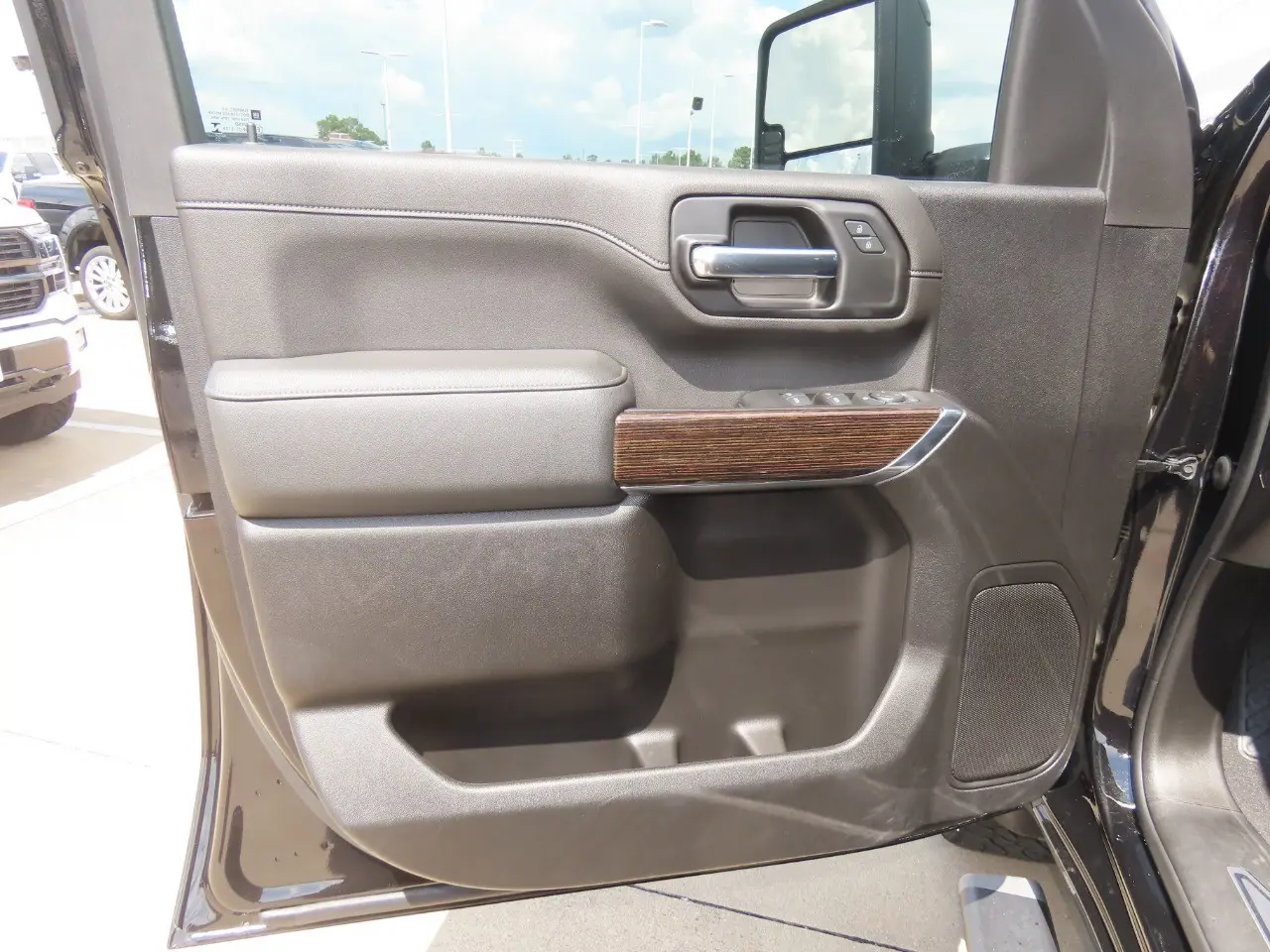 2022 GMC Sierra Hd - $41,999