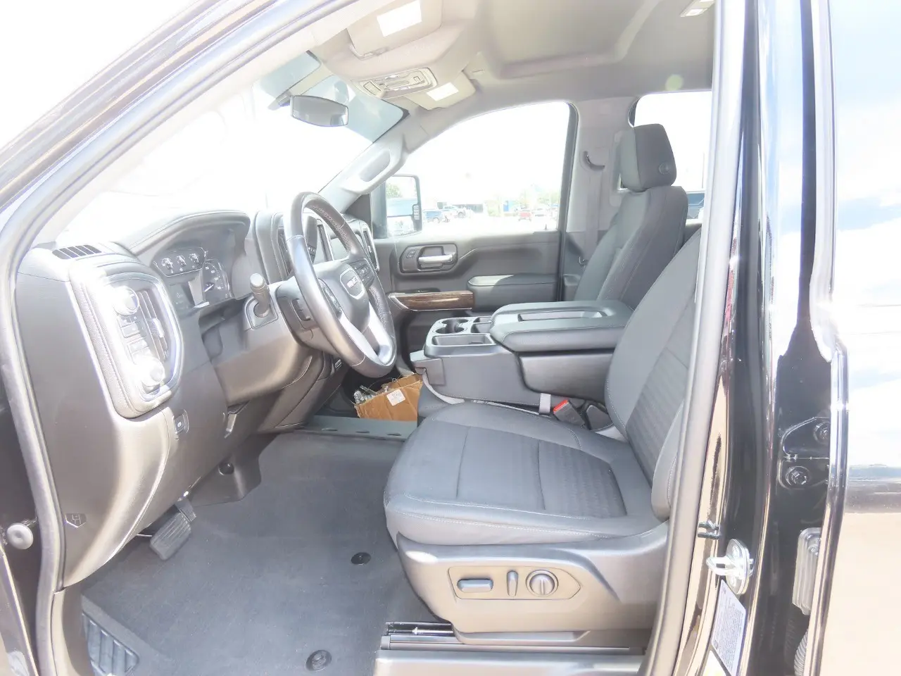 2022 GMC Sierra Hd - $41,999