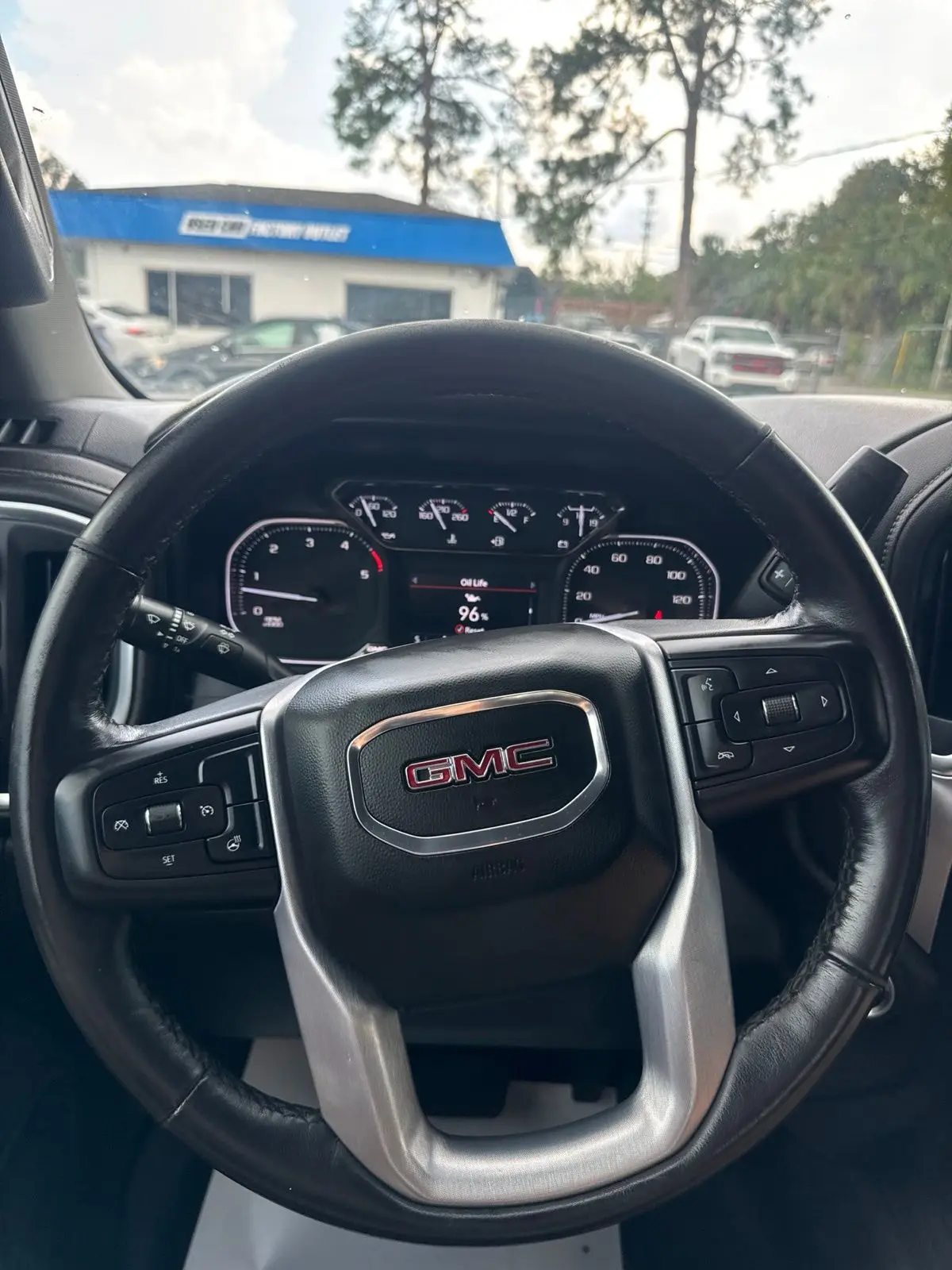 2022 GMC Sierra Hd - $35,687