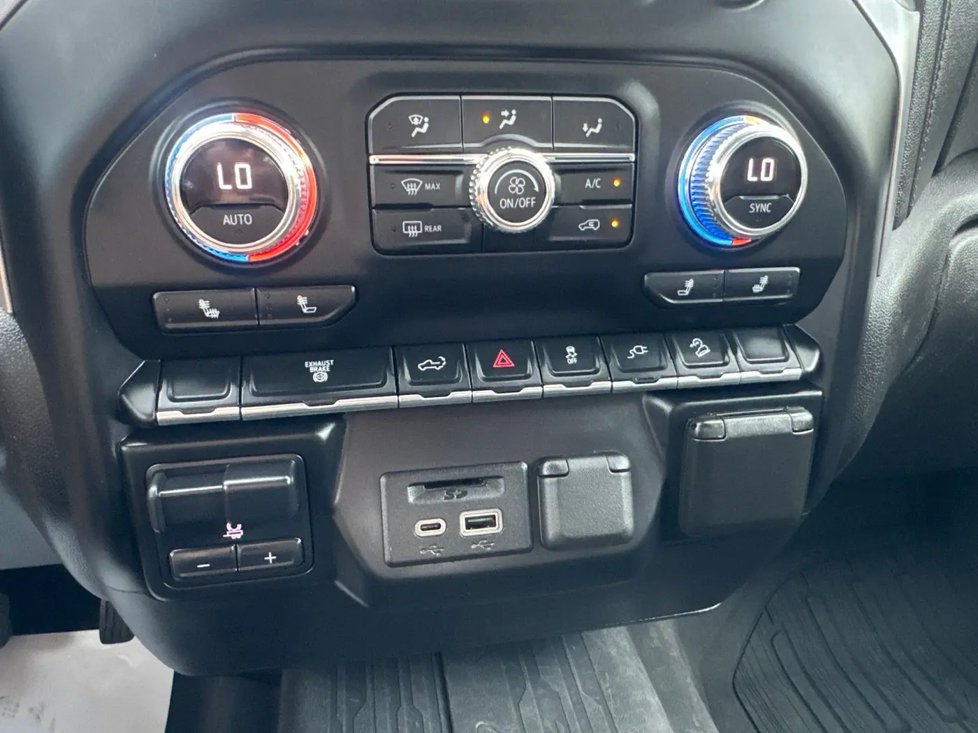 2022 GMC Sierra Hd - $35,687