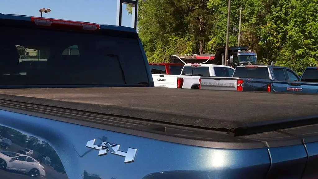 2025 GMC Sierra 2500HD Pro