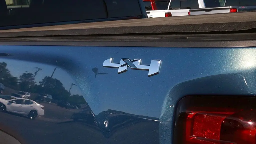 2025 GMC Sierra 2500HD Pro