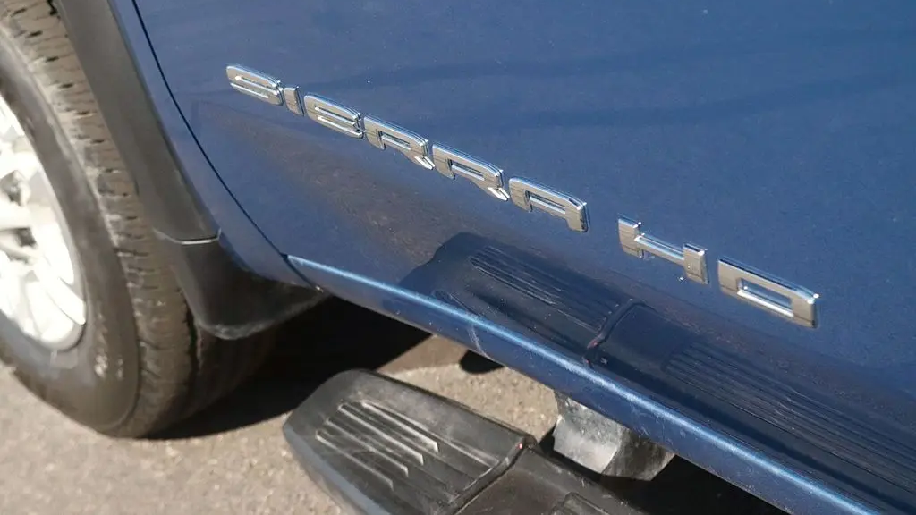 2025 GMC Sierra 2500HD Pro