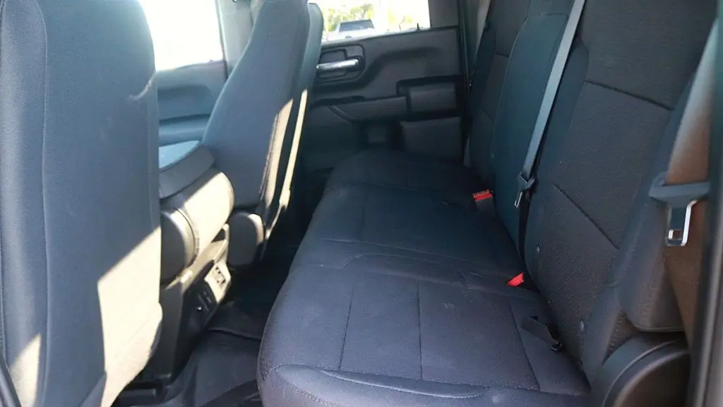 2025 GMC Sierra 2500HD Pro