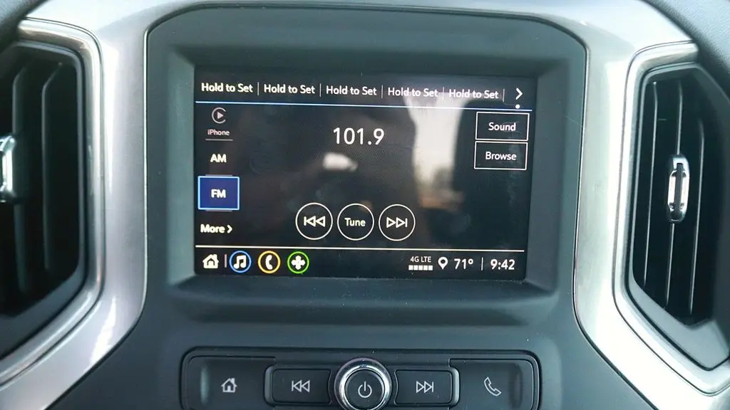 2025 GMC Sierra 2500HD Pro
