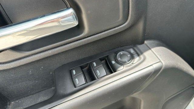 2025 GMC Sierra 2500HD Pro