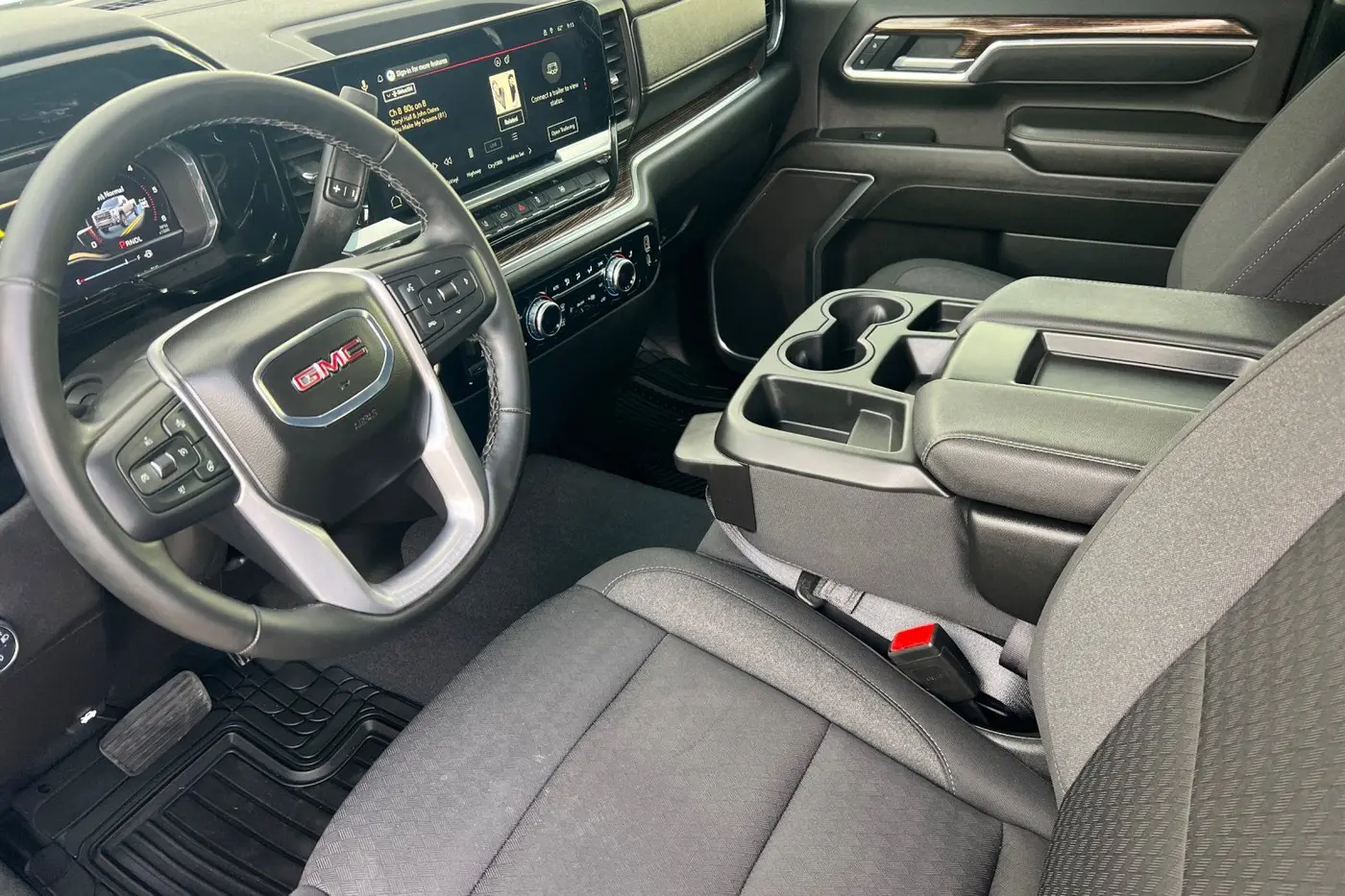 2025 GMC Sierra Hd - $59,999