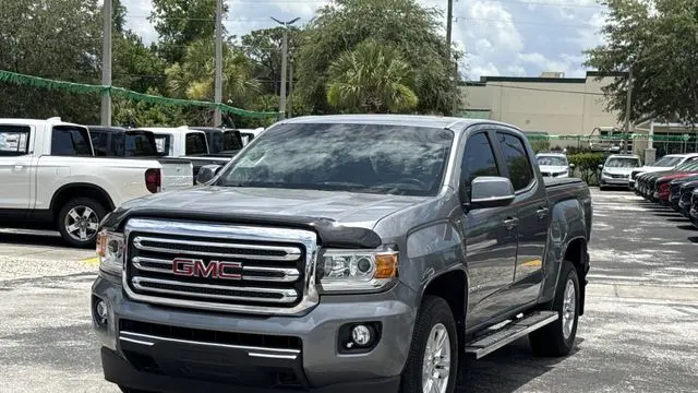 2020 GMC Canyon SLE