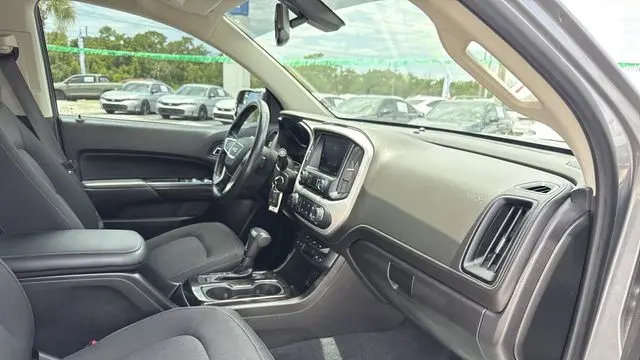 2020 GMC Canyon SLE