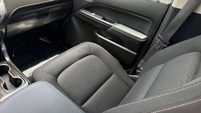 2020 GMC Canyon SLE