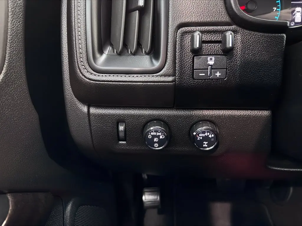 2022 GMC Canyon - $31,487