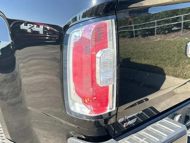 2021 GMC Canyon - $29,382