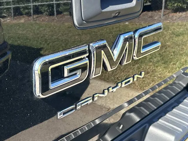 2021 GMC Canyon - $29,382