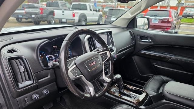 2017 GMC Canyon SLT