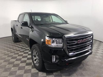 2022 GMC Canyon 4X4 AT4 4DR Crew Cab 5 FT. SB (cloth)