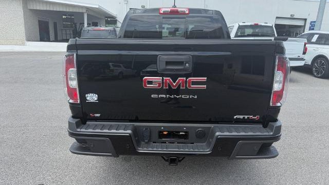 2022 GMC Canyon AT4