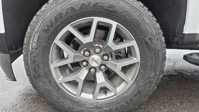 2022 GMC Canyon AT4
