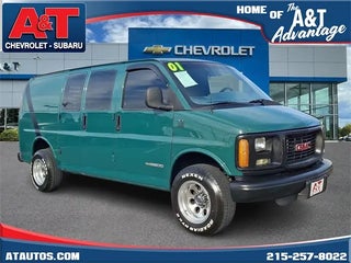 2001 GMC Savana with Special Primary Color Exterior