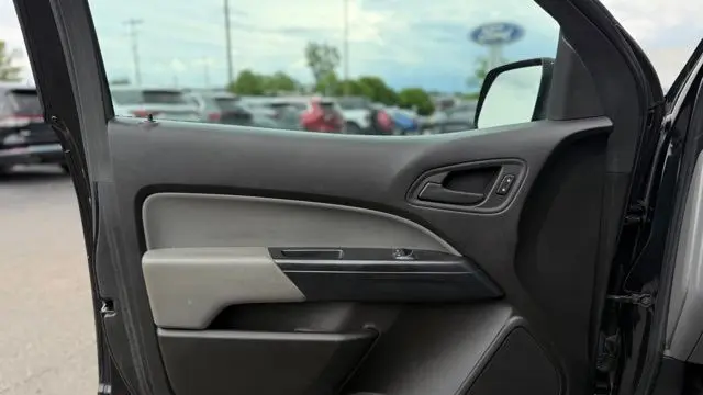2017 GMC Canyon Base