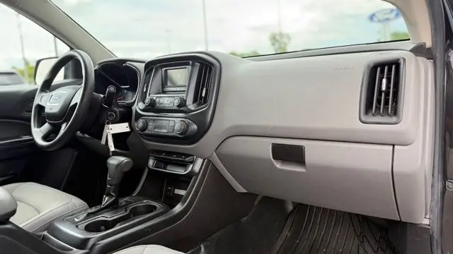 2017 GMC Canyon Base