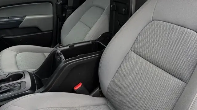 2017 GMC Canyon Base