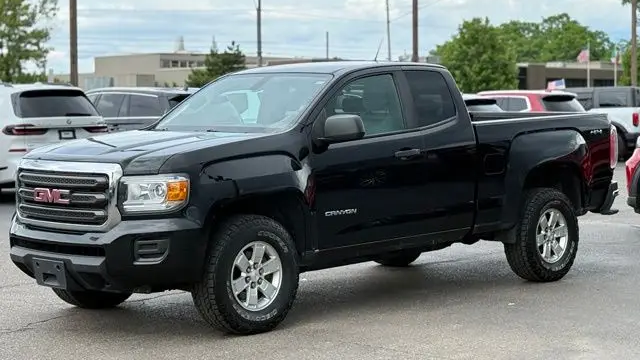 2017 GMC Canyon Base