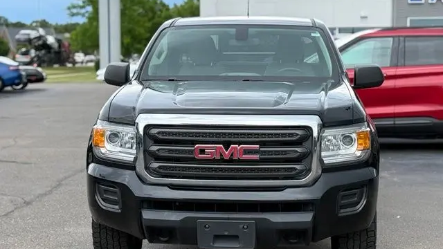 2017 GMC Canyon Base
