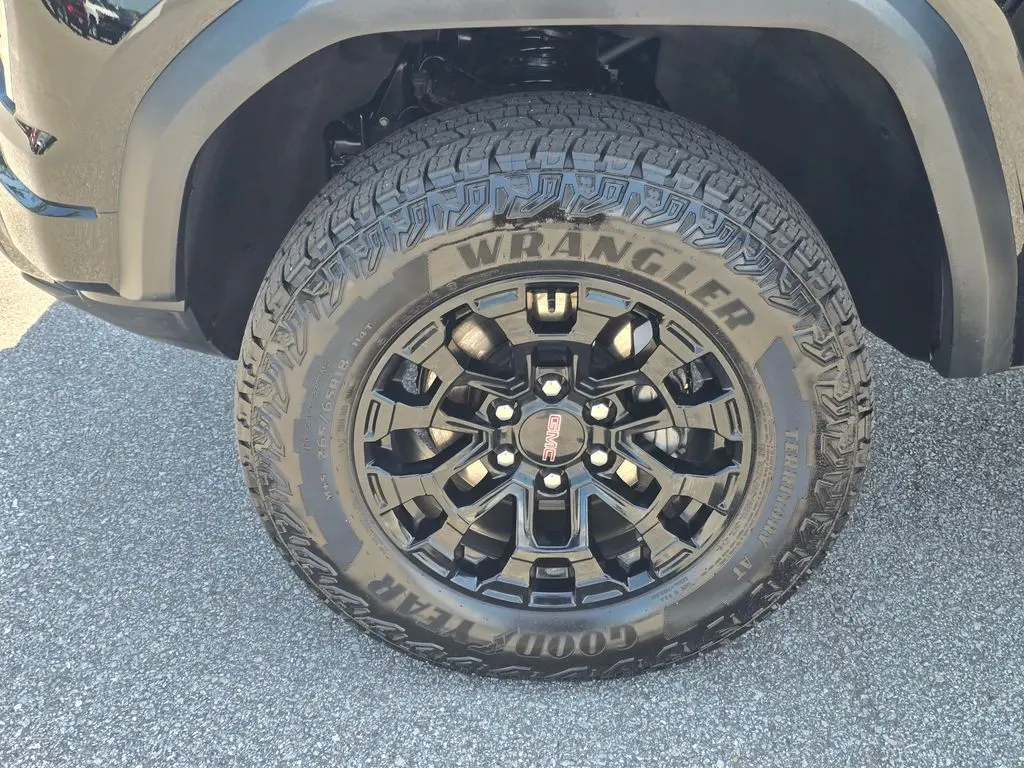 2026 GMC Canyon - $40,879