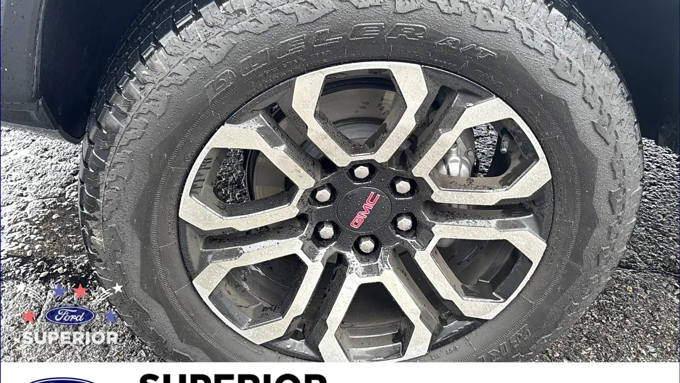 2025 GMC Canyon AT4