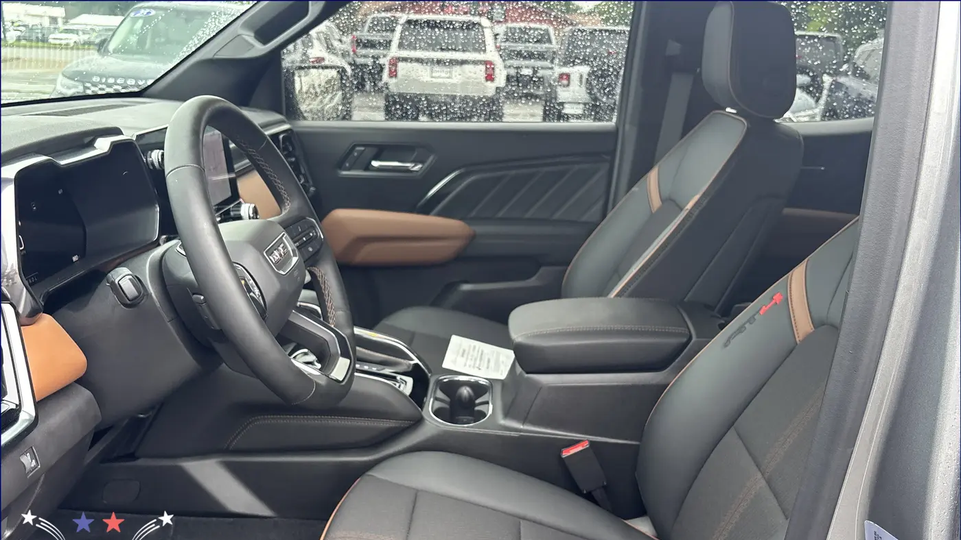 2025 GMC Canyon AT4
