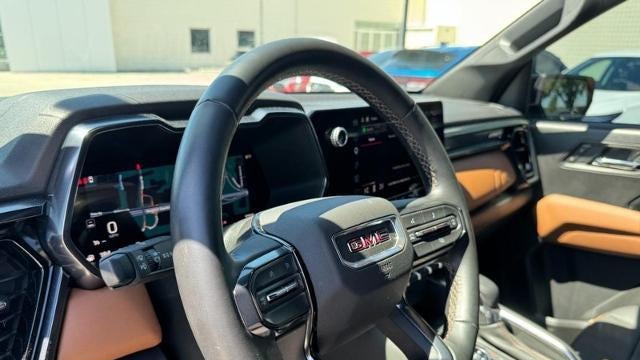 2025 GMC Canyon AT4