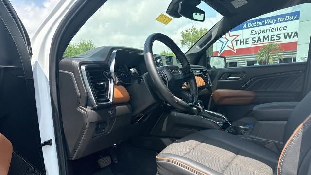 2025 GMC Canyon AT4