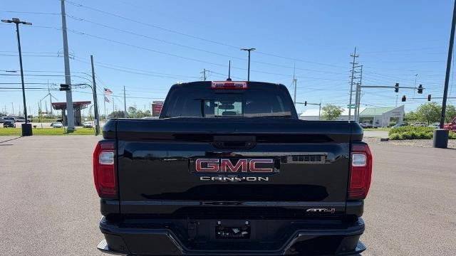 2025 GMC Canyon AT4