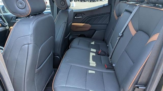 2025 GMC Canyon AT4