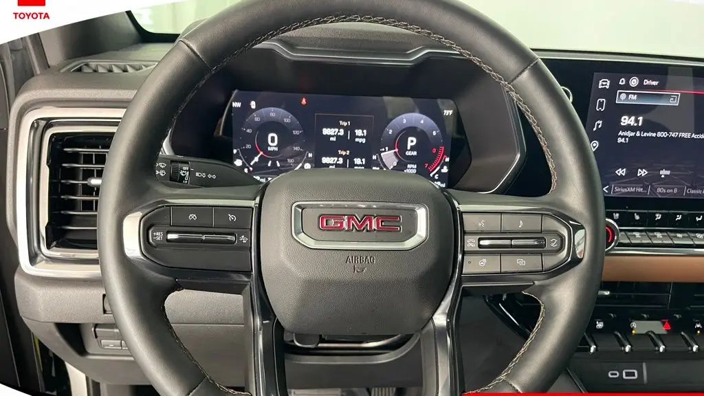 2025 GMC Canyon AT4