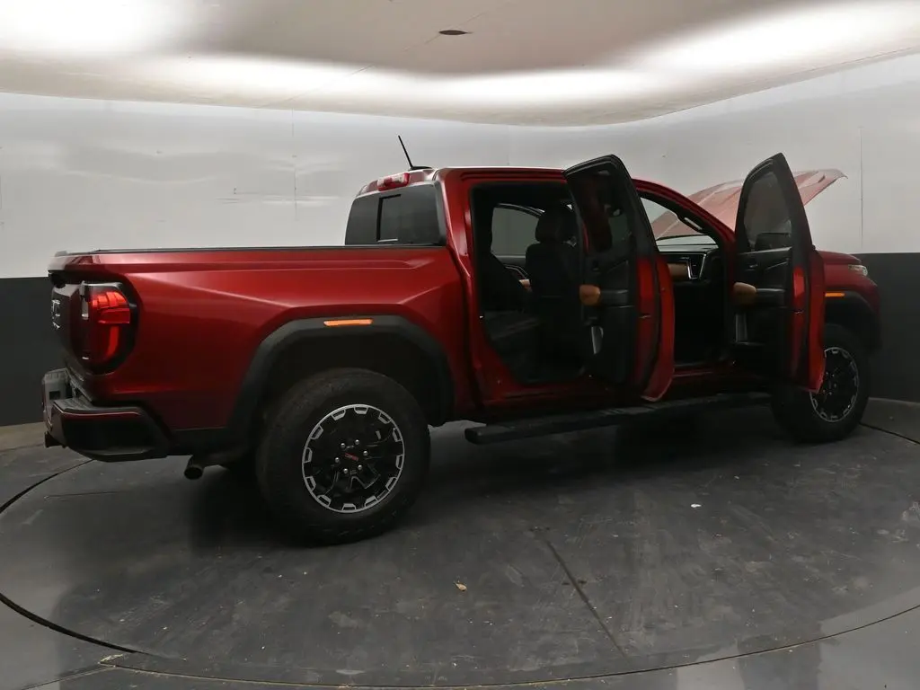 2026 GMC Canyon - $46,988