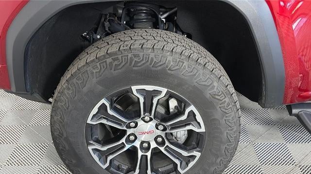 2025 GMC Canyon AT4