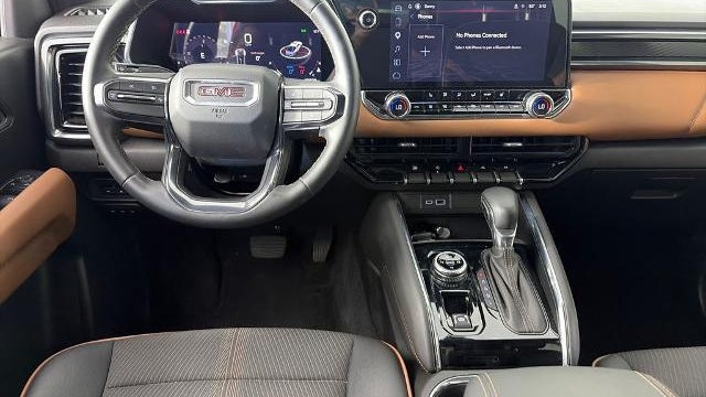 2025 GMC Canyon AT4