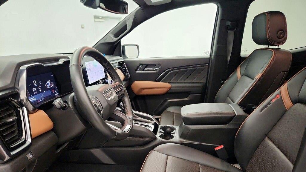 2025 GMC Canyon AT4