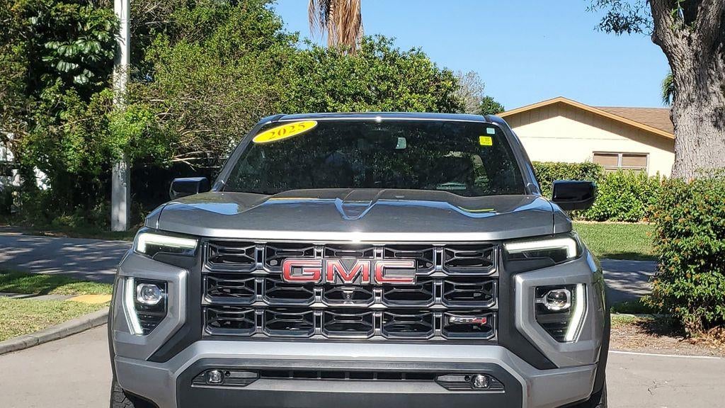 2025 GMC Canyon AT4