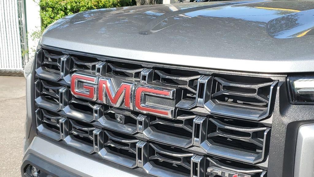 2025 GMC Canyon AT4