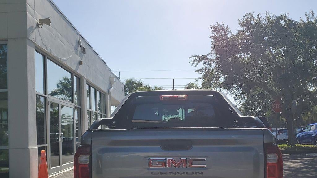 2025 GMC Canyon AT4