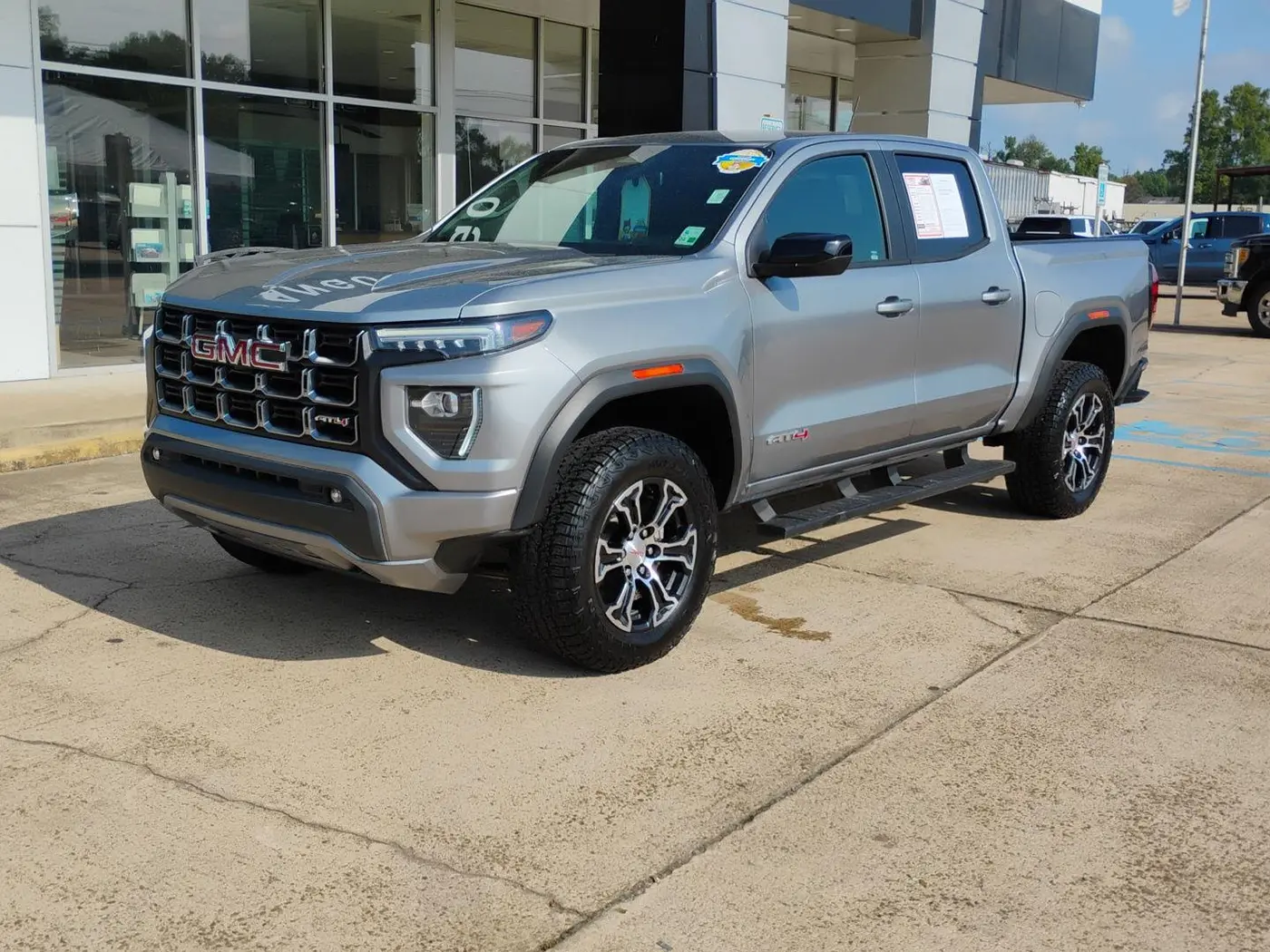 2025 GMC Canyon