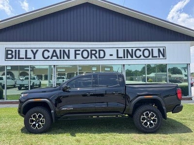 2025 GMC Canyon 4X4 AT4 4DR Crew Cab 5 FT. SB