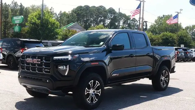 2025 GMC Canyon AT4