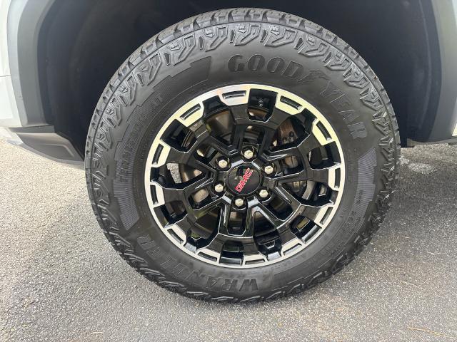 2026 GMC Canyon - $42,590