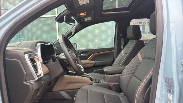 2025 GMC Canyon Denali